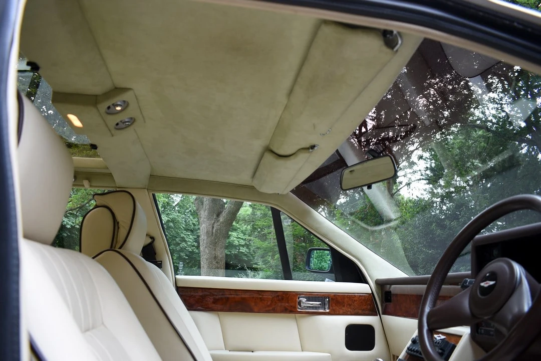 1988 Aston Martin Lagonda - Image 23 of 30