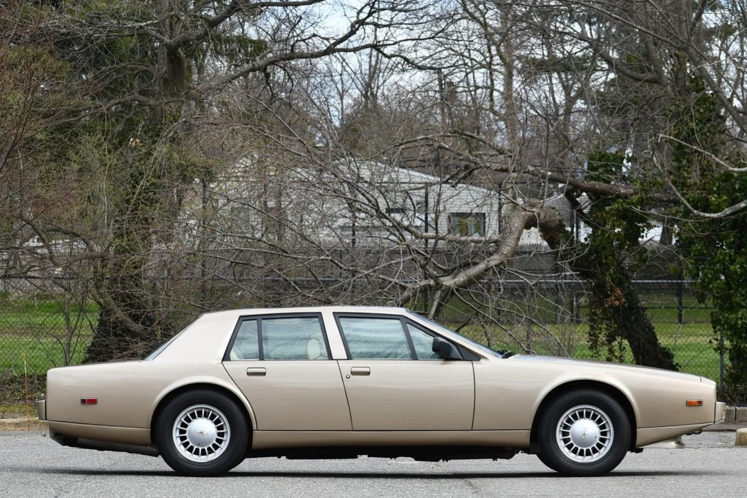 1988 Aston Martin Lagonda - Image 5 of 31