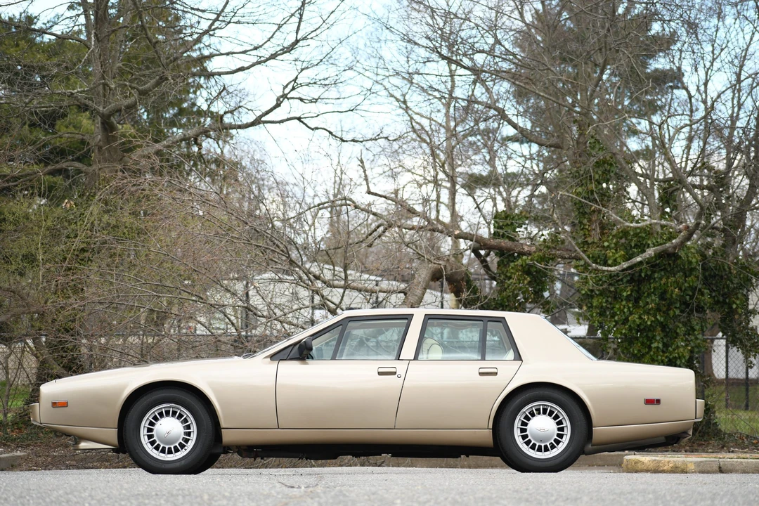 1988 Aston Martin Lagonda - Image 6 of 31
