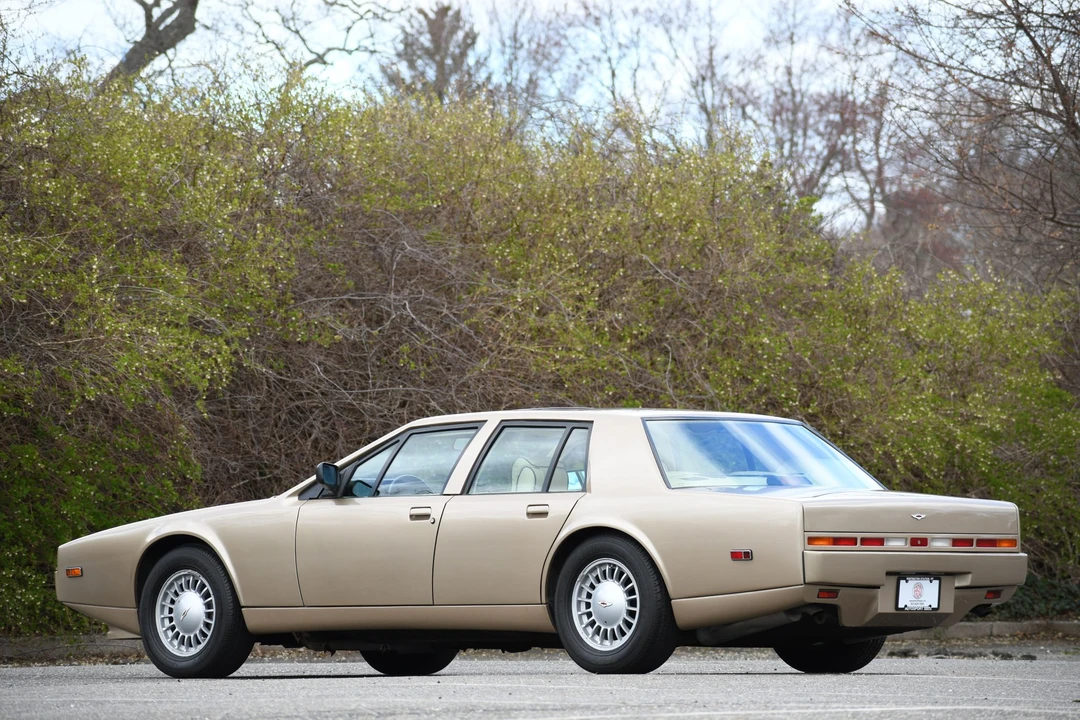 1988 Aston Martin Lagonda - Image 7 of 31