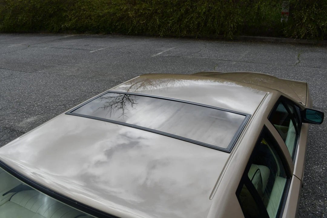 1988 Aston Martin Lagonda - Image 26 of 31