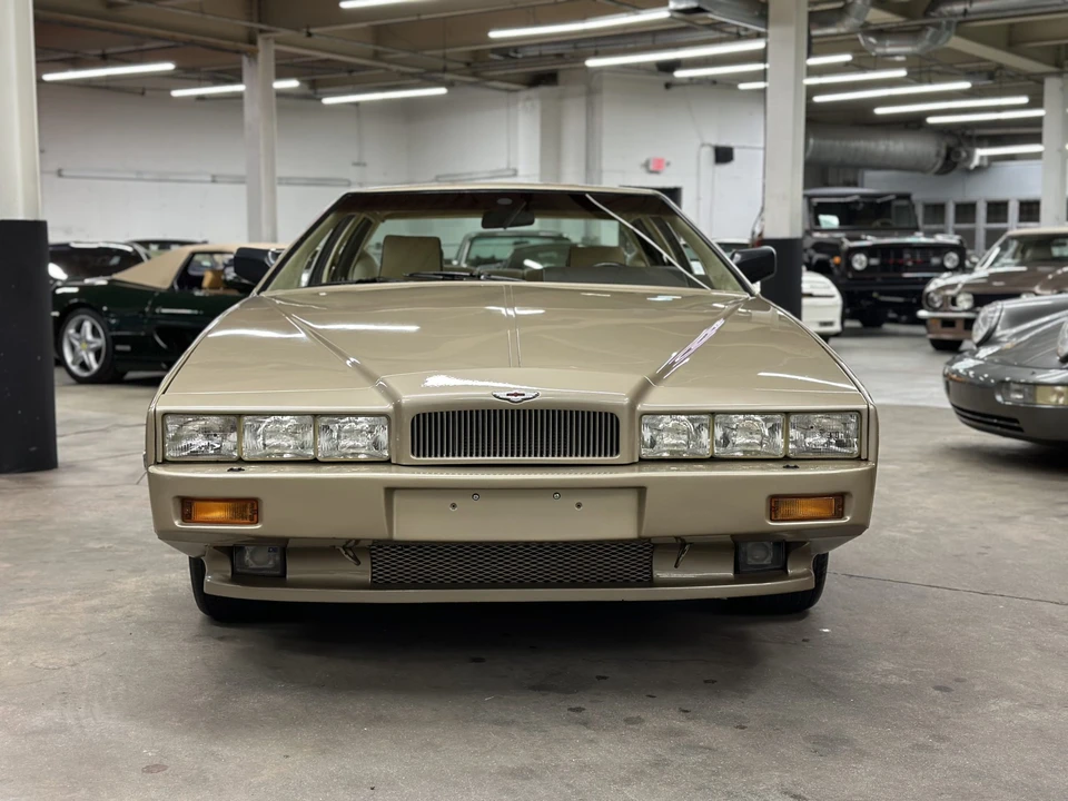 1988 Aston Martin Lagonda - Image 14 of 31