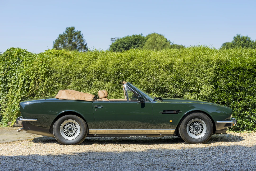1989 Aston Martin DBS V8 & V8 & V8 Vantage - Image 8 of 31