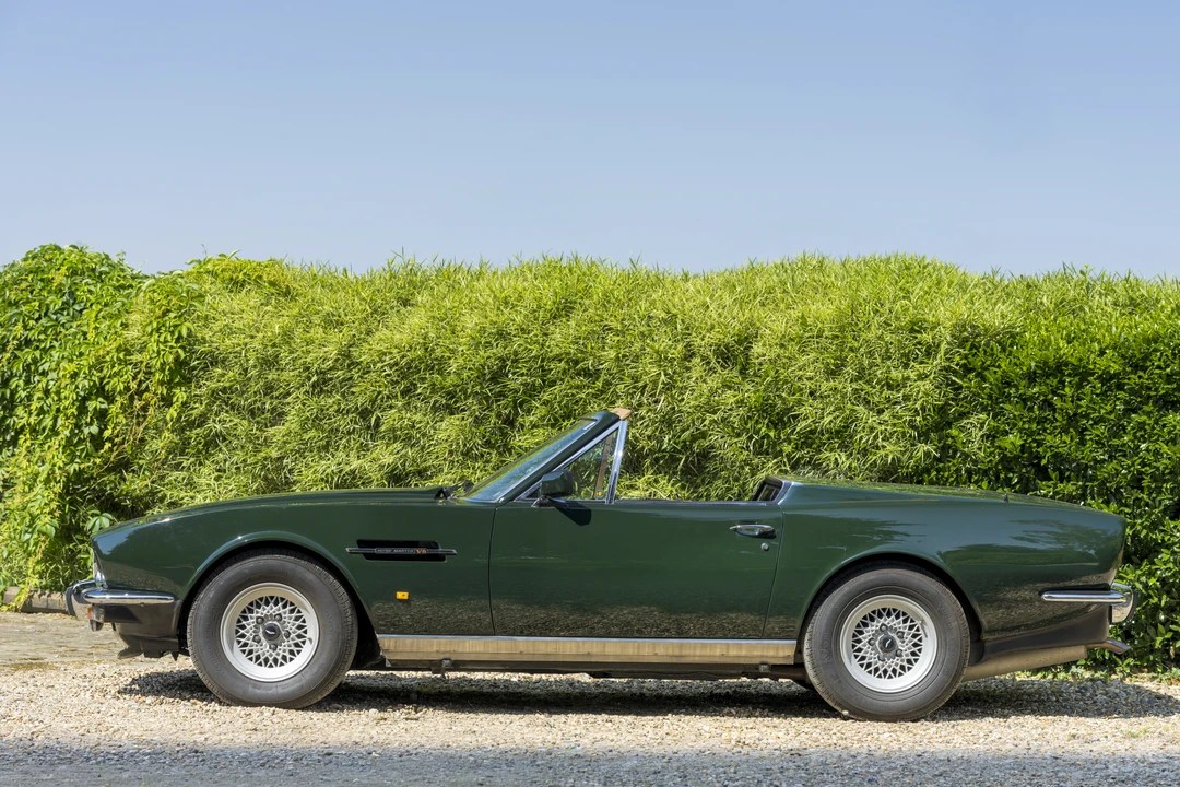 1989 Aston Martin DBS V8 & V8 & V8 Vantage - Image 4 of 31