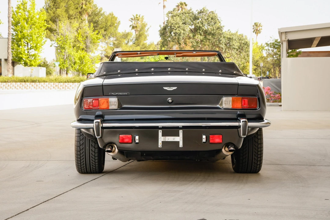 1988 Aston Martin DBS V8 & V8 & V8 Vantage - Image 14 of 31