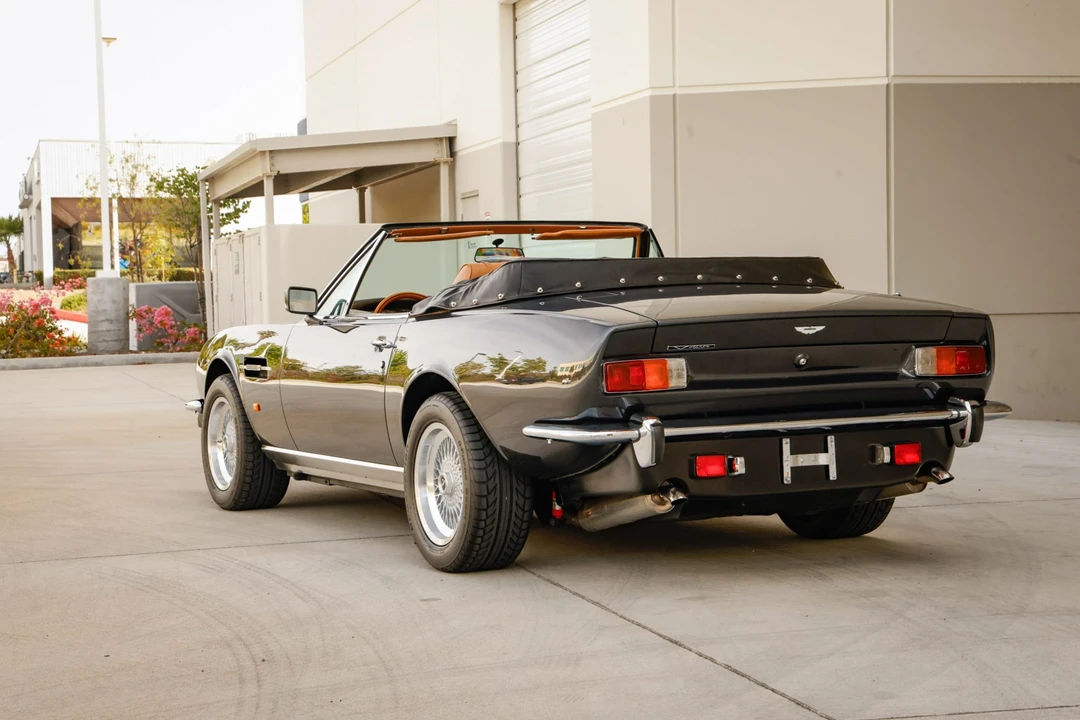 1988 Aston Martin DBS V8 & V8 & V8 Vantage - Image 15 of 31