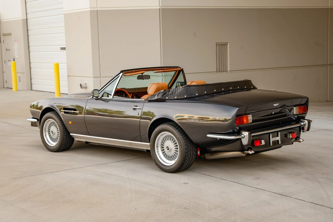 1988 Aston Martin DBS V8 & V8 & V8 Vantage - Image 16 of 31