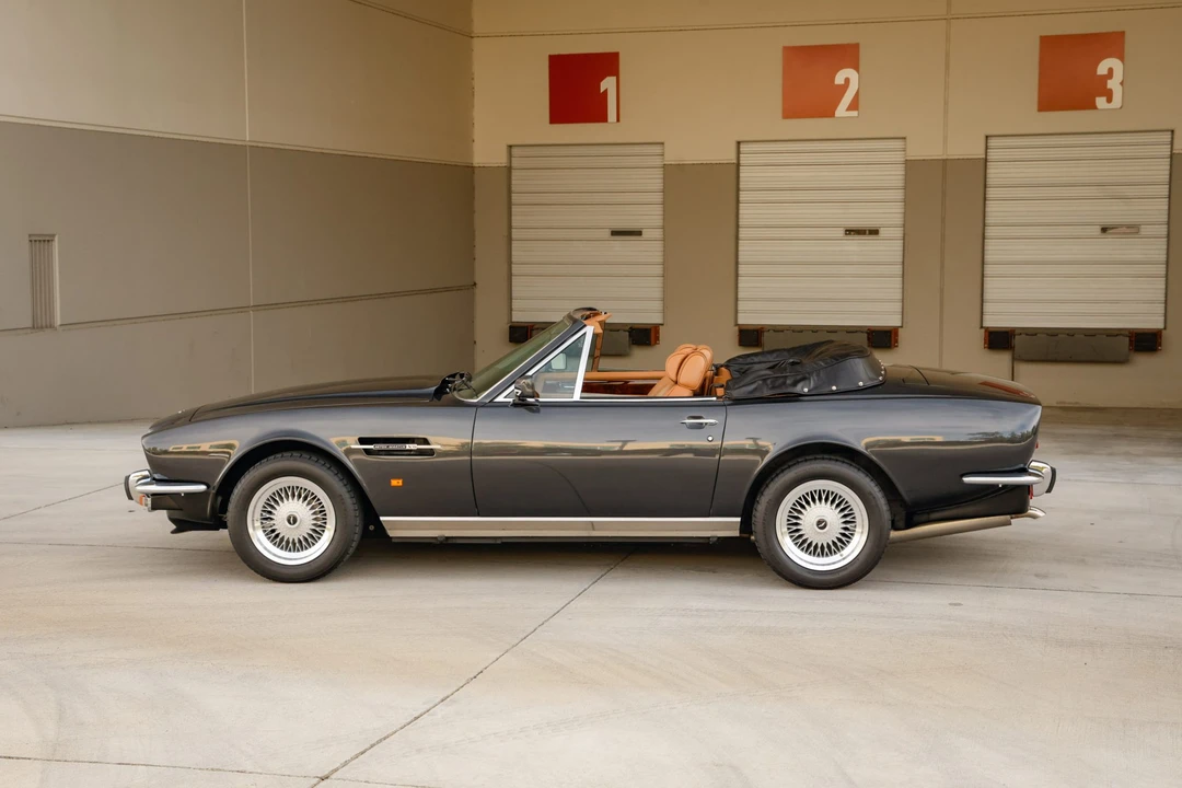 1988 Aston Martin DBS V8 & V8 & V8 Vantage - Image 18 of 31