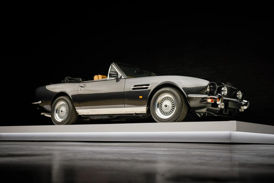 1988 Aston Martin DBS V8 & V8 & V8 Vantage - Image 31 of 31