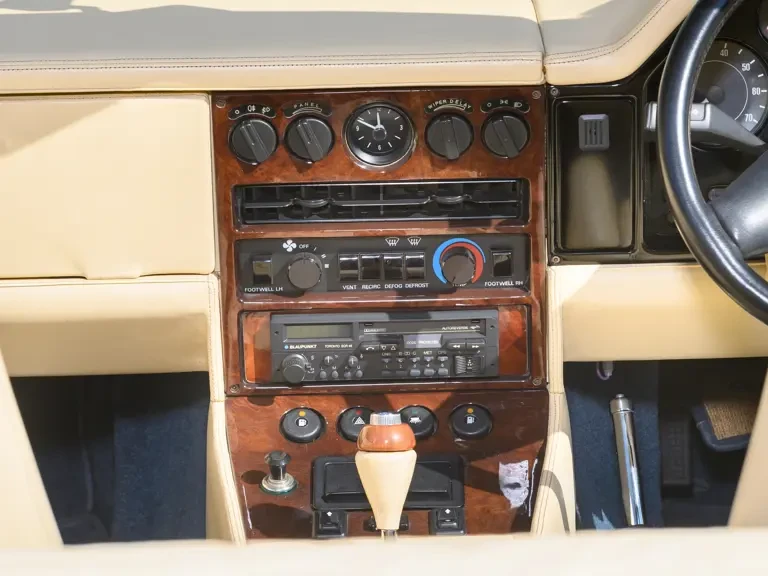 1988 Aston Martin V8 Zagato - Image 17 of 31