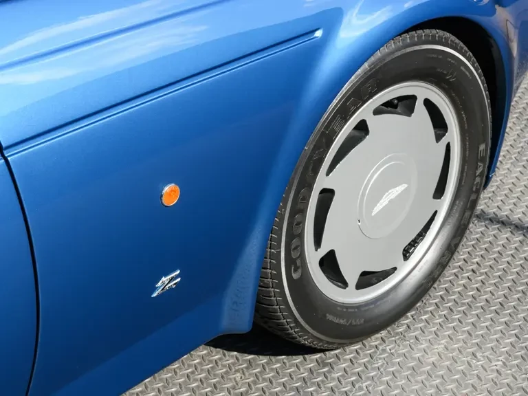 1988 Aston Martin V8 Zagato - Image 29 of 31
