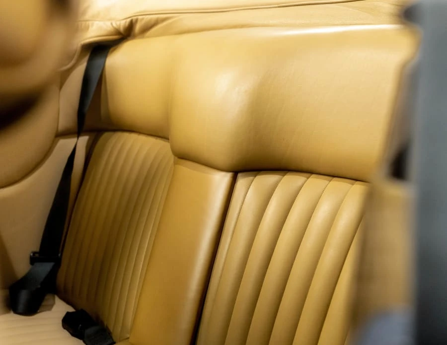 1988 Aston Martin Vantage - Image 26 of 31