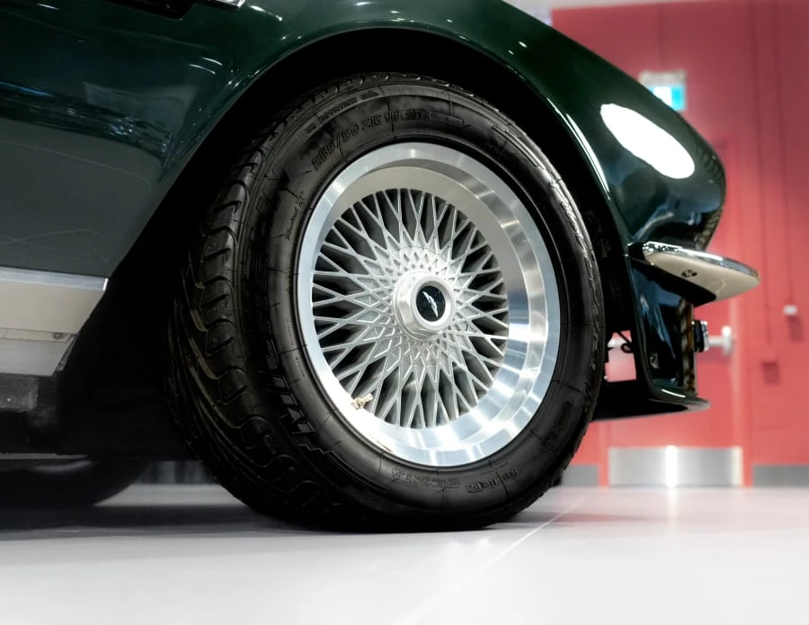 1988 Aston Martin Vantage - Image 22 of 31