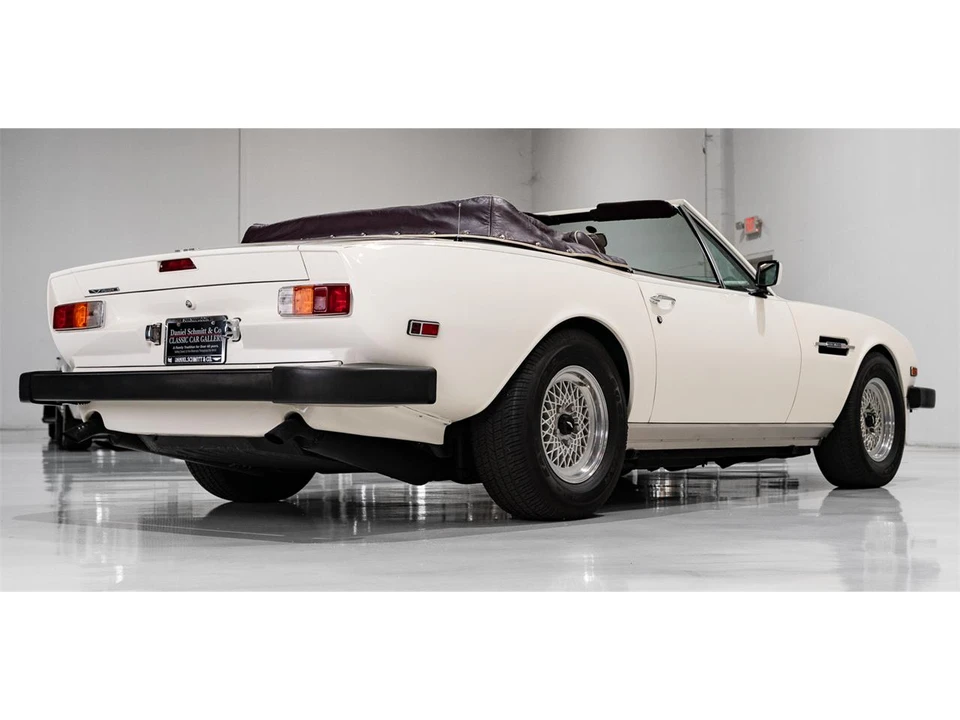 1988 Aston Martin Virage Volante - Image 18 of 31