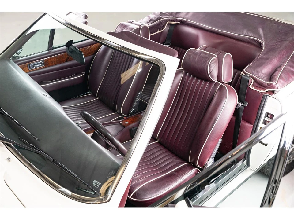 1988 Aston Martin Virage Volante - Image 24 of 31