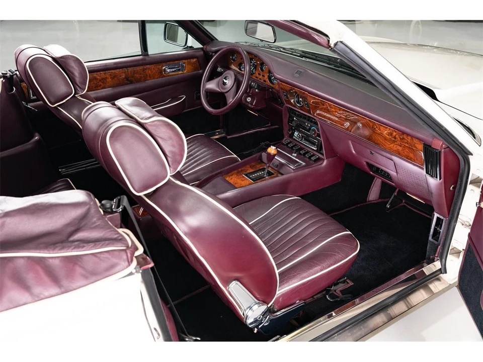 1988 Aston Martin Virage Volante - Image 26 of 31
