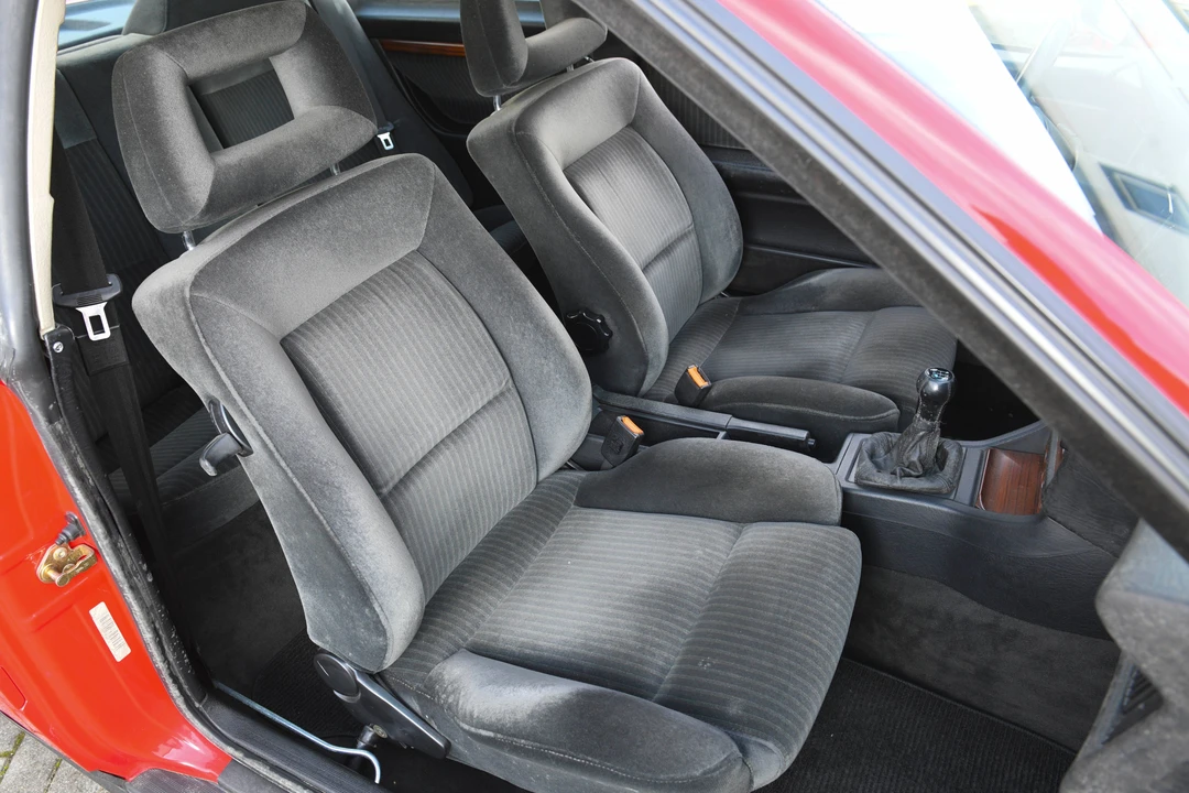 1988 Audi Coupe & Cabriolet - Image 26 of 31