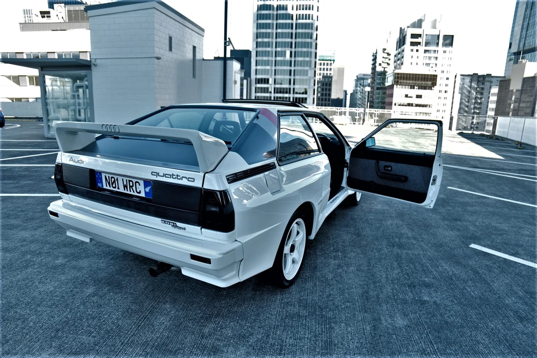 1988 Audi Coupe & Cabriolet - Image 27 of 31