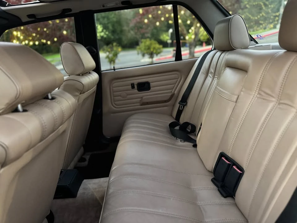 1988 BMW E30 3 Series - Image 12 of 19