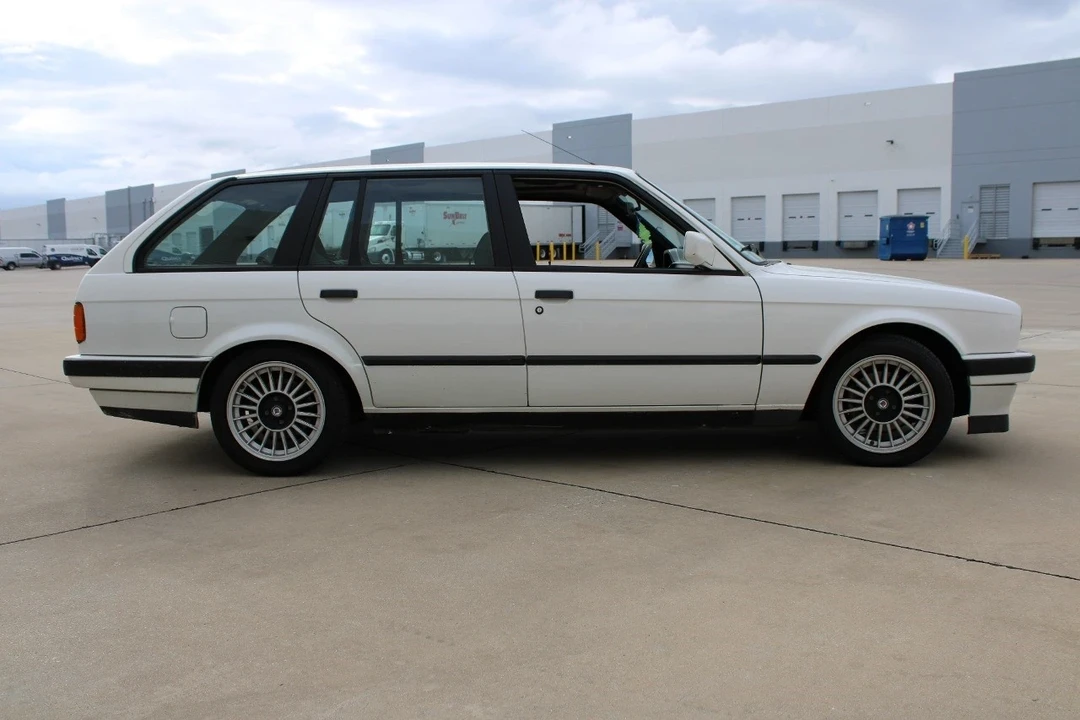 1988 BMW E30 3 Series - Image 10 of 21