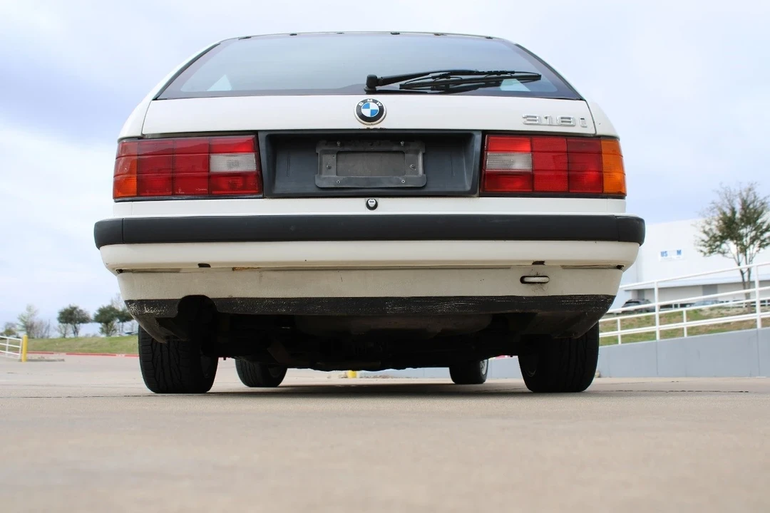 1988 BMW E30 3 Series - Image 9 of 21