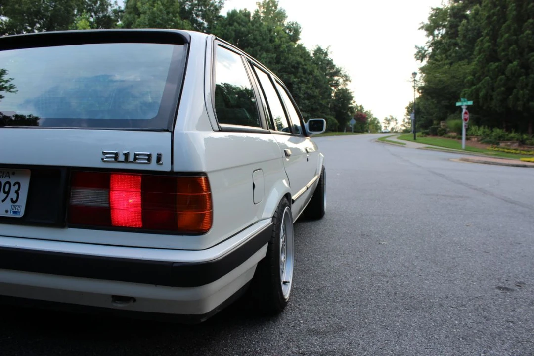 1988 BMW E30 3 Series - Image 16 of 31