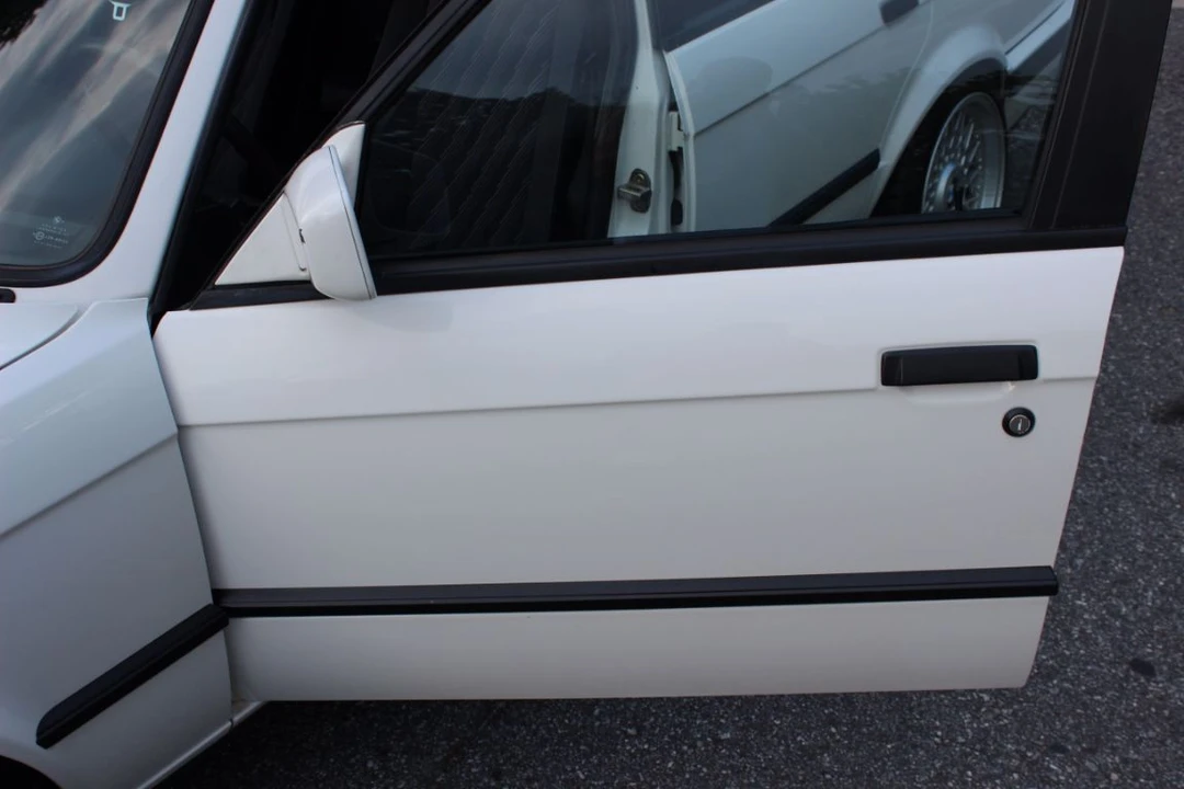 1988 BMW E30 3 Series - Image 25 of 31
