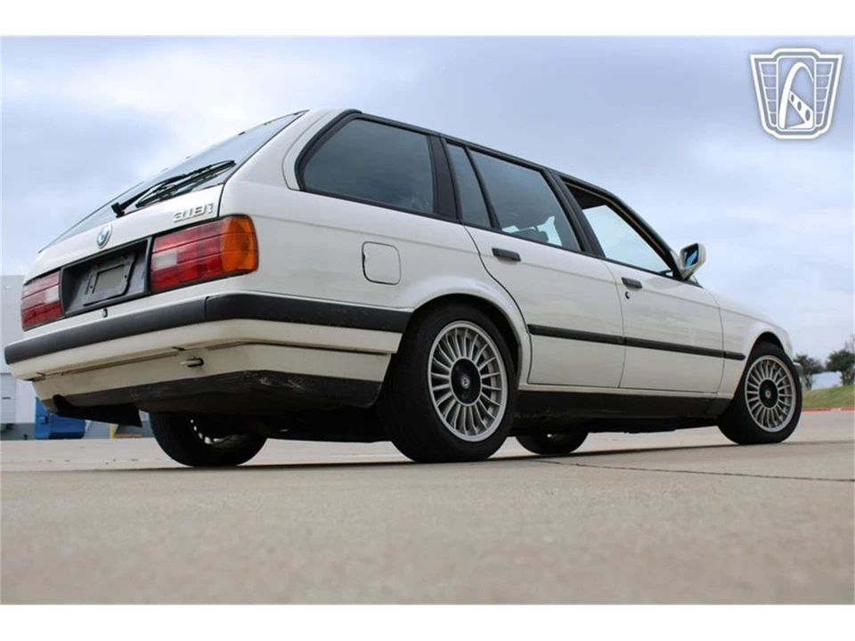 1988 BMW E30 3 Series - Image 17 of 31