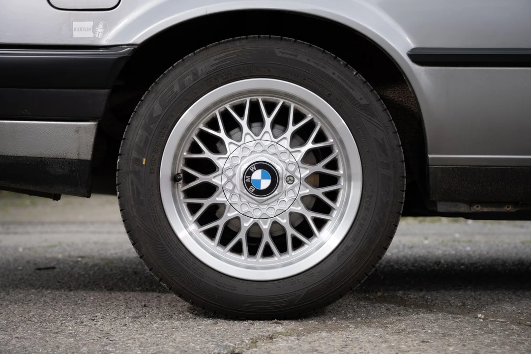 1988 BMW E30 3 Series - Image 18 of 30