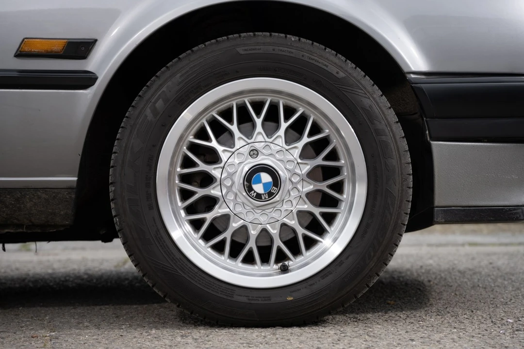 1988 BMW E30 3 Series - Image 17 of 30