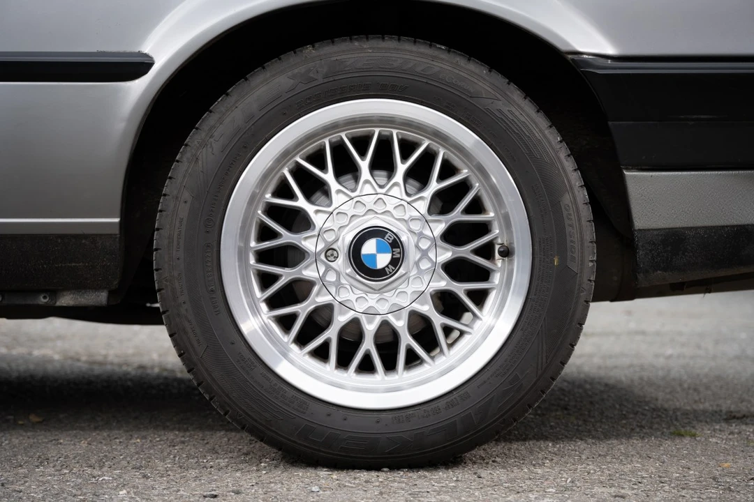 1988 BMW E30 3 Series - Image 19 of 30