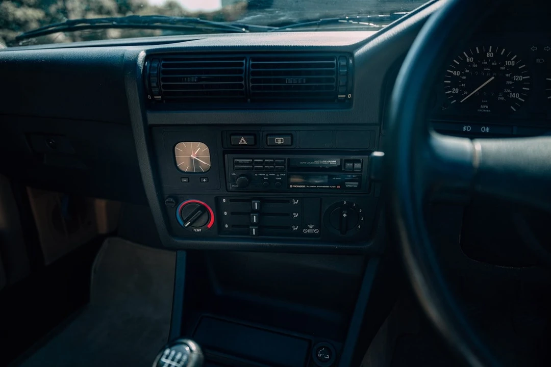 1988 BMW E30 3 Series - Image 24 of 30