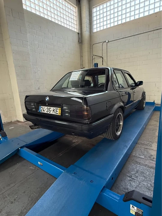 1988 BMW E30 3 Series - Image 16 of 17