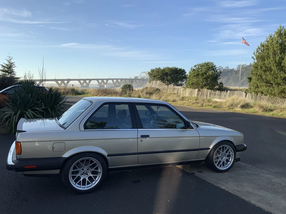 1988 BMW E30 3 Series - Image 18 of 31