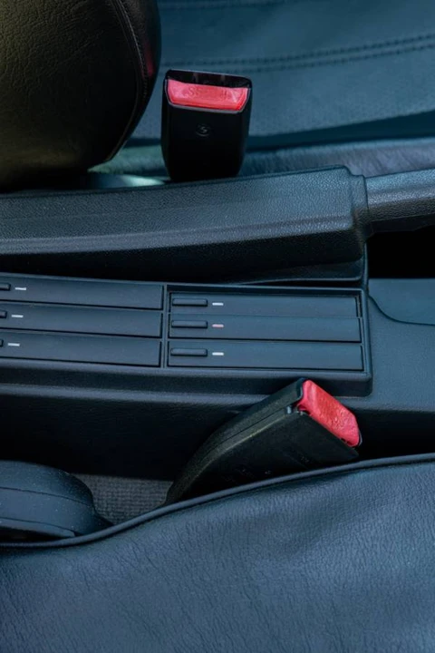 1988 BMW E30 3 Series - Image 8 of 24