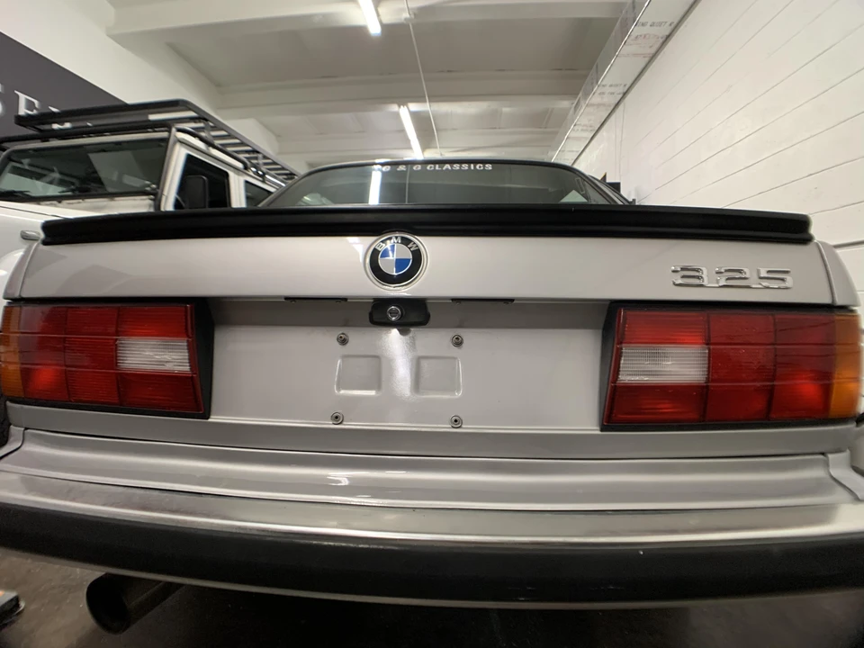 1988 BMW E30 3 Series - Image 28 of 31