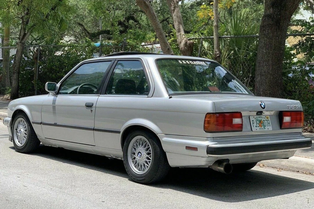 1988 BMW E30 3 Series - Image 4 of 31