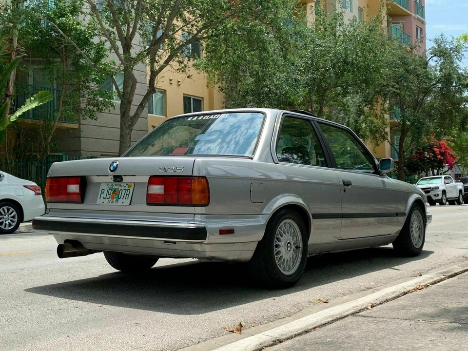 1988 BMW E30 3 Series - Image 16 of 31