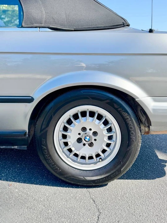 1988 BMW E30 3 Series - Image 3 of 13