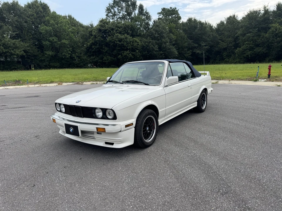1988 BMW E30 3 Series - Image 13 of 31