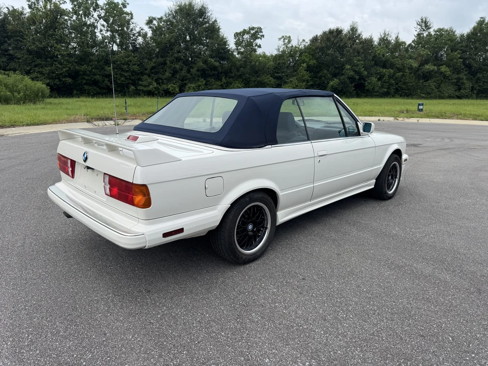 1988 BMW E30 3 Series - Image 18 of 31