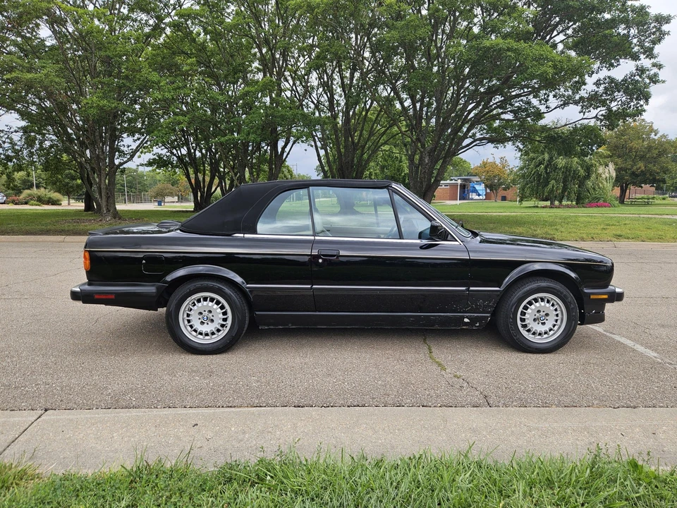 1988 BMW E30 3 Series - Image 16 of 31