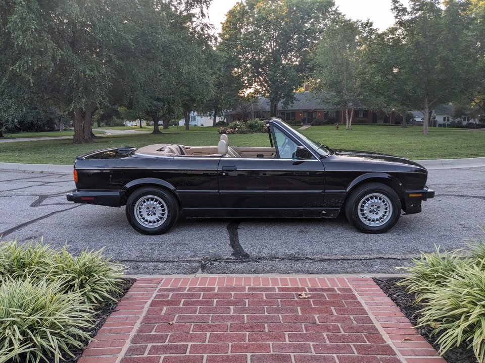 1988 BMW E30 3 Series - Image 13 of 31