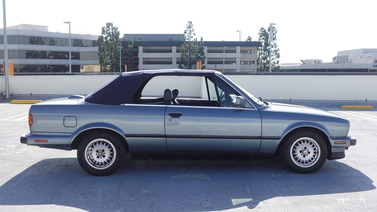 1988 BMW E30 3 Series - Image 17 of 31