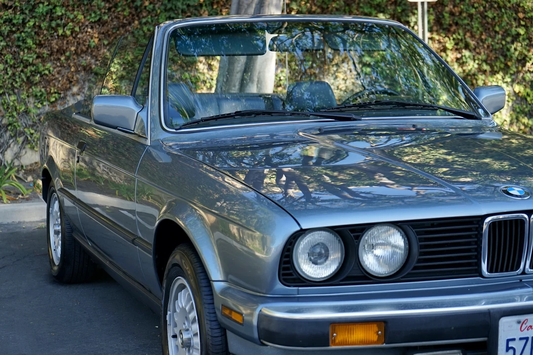 1988 BMW E30 3 Series - Image 17 of 31