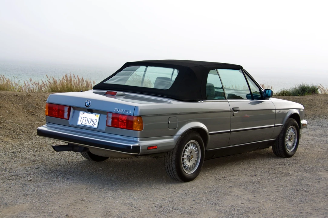 1988 BMW E30 3 Series - Image 13 of 31