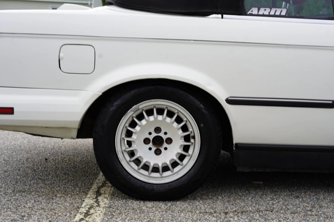 1988 BMW E30 3 Series - Image 25 of 31