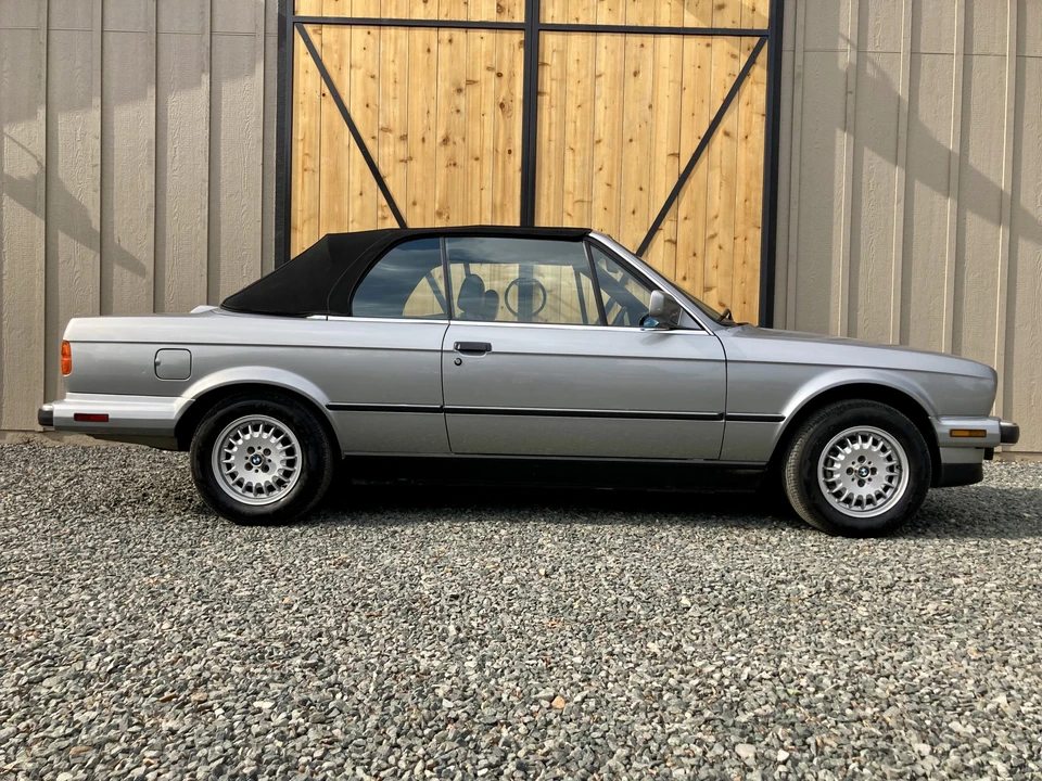 1988 BMW E30 3 Series - Image 9 of 31