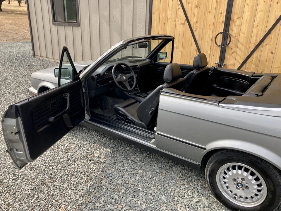 1988 BMW E30 3 Series - Image 28 of 31