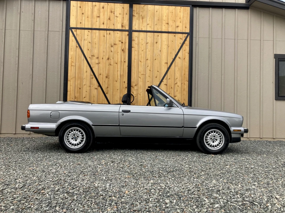 1988 BMW E30 3 Series - Image 15 of 31